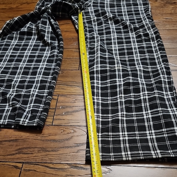 Retro 60s Mod Plaid Sleeveless Criss-Cross Jumpsuit | Wide-Leg | Size Medium - Picture 8 of 15